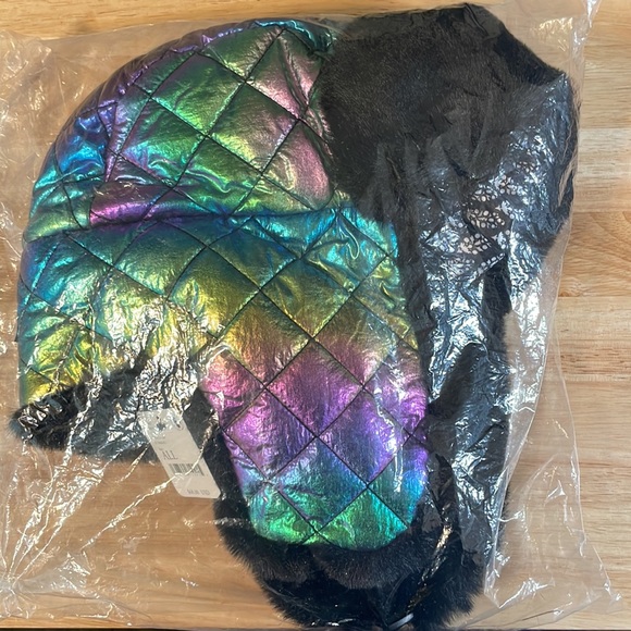 Free People Show Off Quilted Trapper Hat - Picture 3 of 5